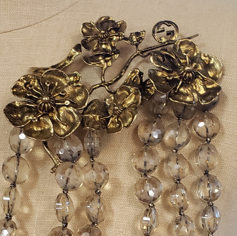 Gucci Beaded Brooch With Floral Detail - Picture 5 of 6